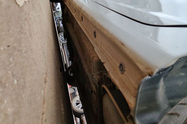 现代 朗动 2016款 1.6L 自动尊贵型局部细节9002