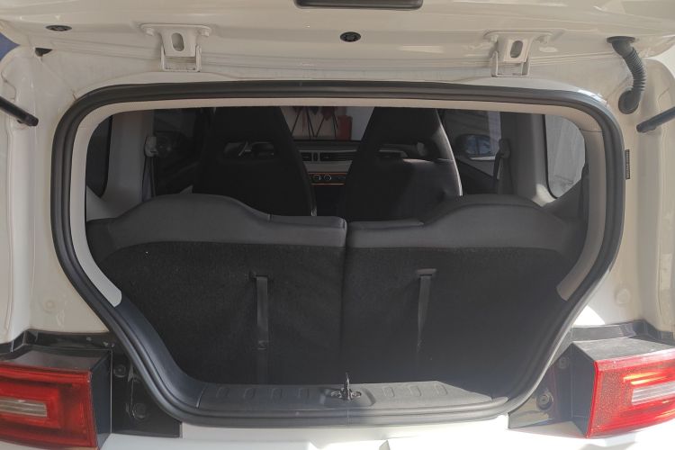 五菱汽车 宏光MINIEV 2022款 轻松款 磷酸铁锂机舱底盘23