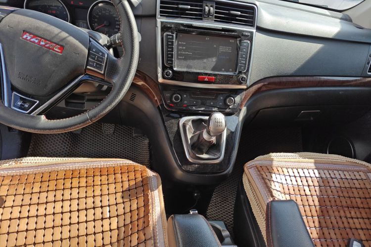 哈弗H6 2014款 运动版 1.5T 手动两驱精英型中控内饰16