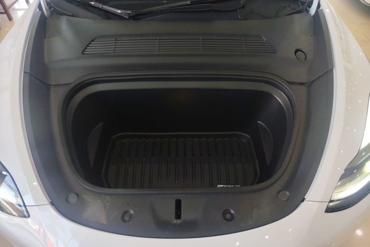 特斯拉 Model Y 2022款 改款 长续航全轮驱动版局部细节24