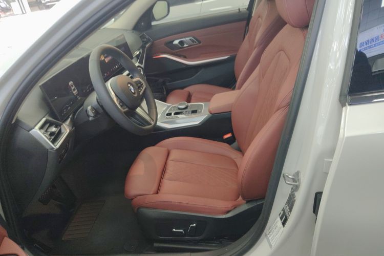 宝马3系 2023款 325Li M运动曜夜套装中控内饰19