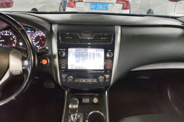 日产 天籁 2013款 2.0L XL舒适版局部细节16