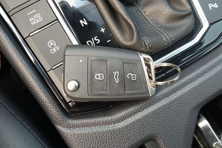 大众 朗逸 2024款 300TSI DSG星空领先版中控内饰7001