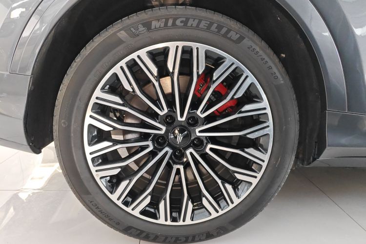 岚图汽车 岚图FREE 2025款 FREE+ 后驱乾崑版车身外观6008