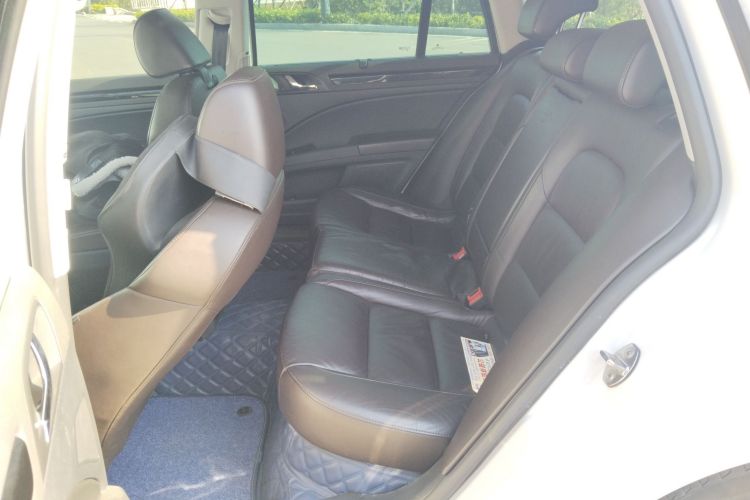 斯柯达 速尊 2014款 2.0TSI L&K限量版中控内饰21