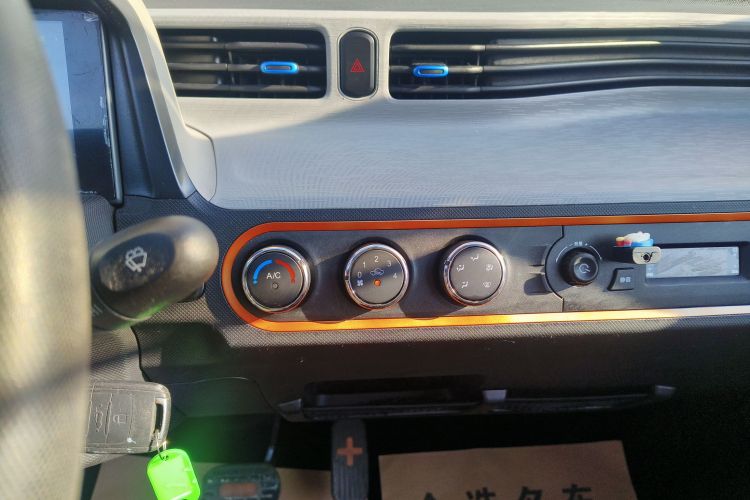 五菱汽车 宏光MINIEV 2020款 自在款 三元锂局部细节16