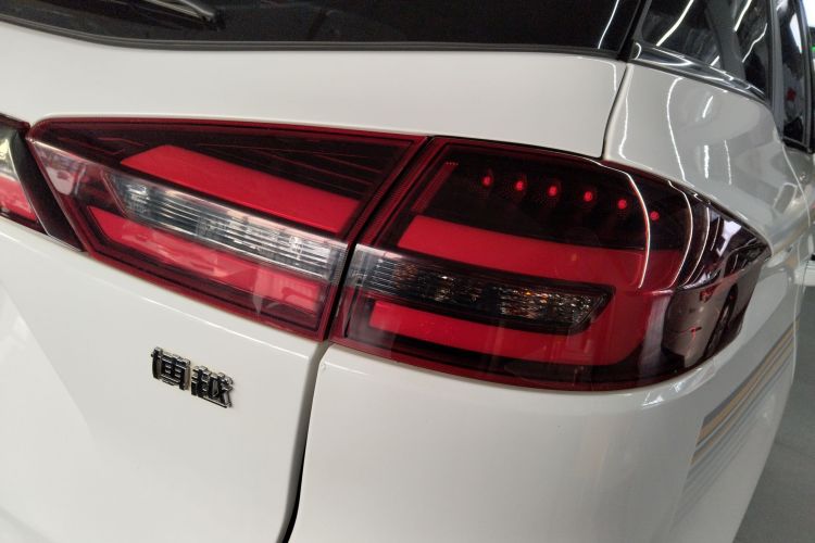 吉利汽车 博越 2020款 1.8TD DCT两驱智雅型车身外观9