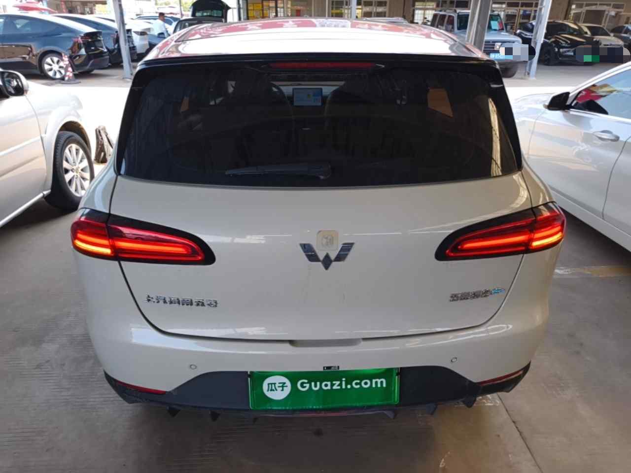 五菱汽车 五菱缤果PLUS 2024款 330km 五座版(4)