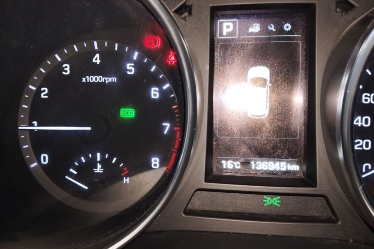 现代 胜达 2017款 2.0T 自动两驱智能型 7座中控内饰14