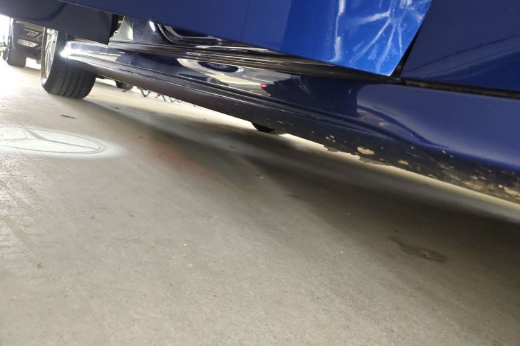 奔驰A级 2020款 A 200 L 运动轿车局部细节9001