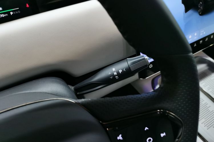 岚图汽车 岚图知音 2024款 长续航超充版中控内饰18