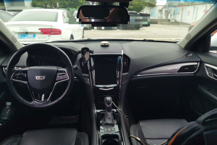 凯迪拉克ATS-L 2017款 28T 时尚型中控内饰7002