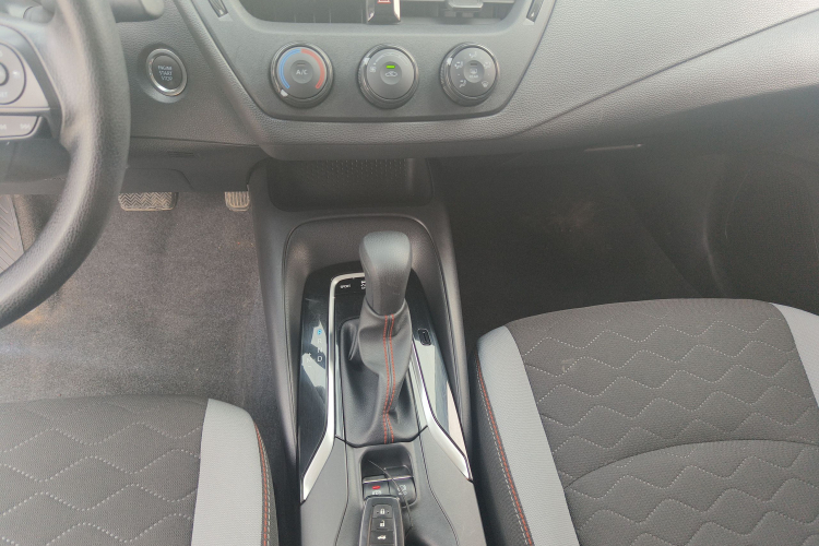 丰田 卡罗拉 2023款 1.2T 先锋版中控内饰18