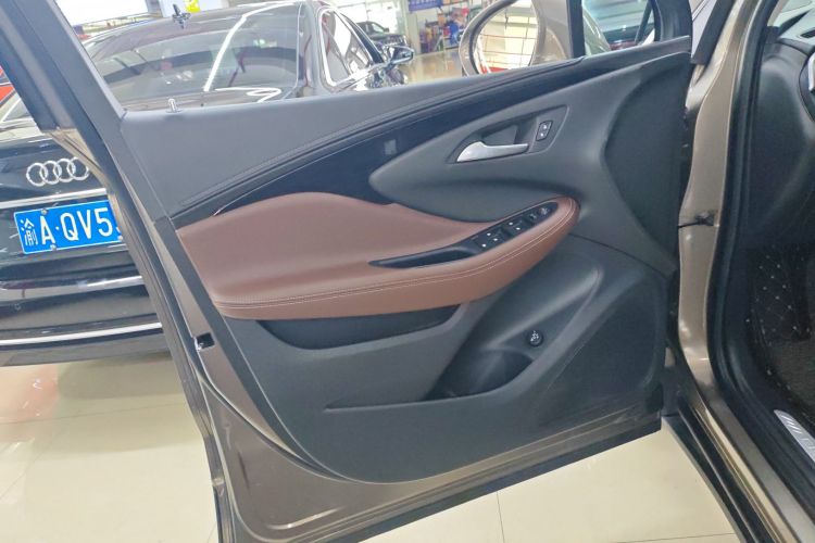 别克 昂科威 2019款 28T 四驱精英型 国VI中控内饰7007