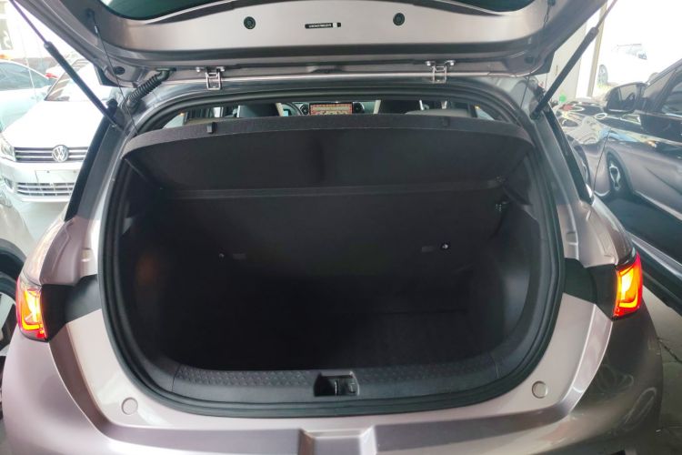 比亚迪 海豚 2021款 405km 自由版机舱底盘23