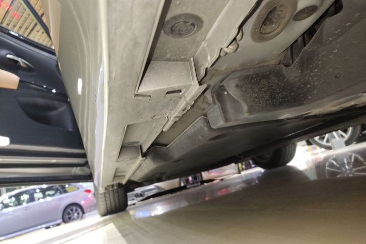 雷克萨斯ES 2023款 200 卓越版局部细节9002