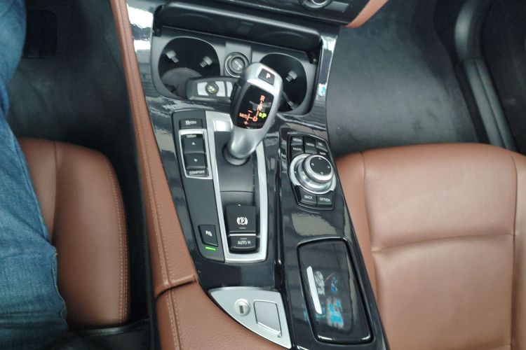 宝马5系 2017款 520Li 典雅型局部细节18