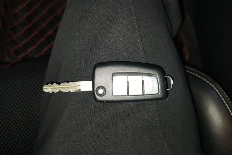 日产 轩逸 2022款 经典 1.6XE CVT舒适版中控内饰11