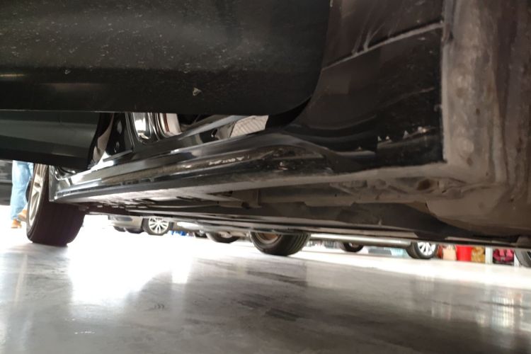 丰田 雷凌 2022款 双擎 1.8H E-CVT领先版局部细节9001