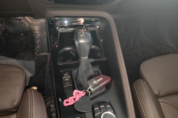 宝马X1 2019款 sDrive18Li 尊享型中控内饰18