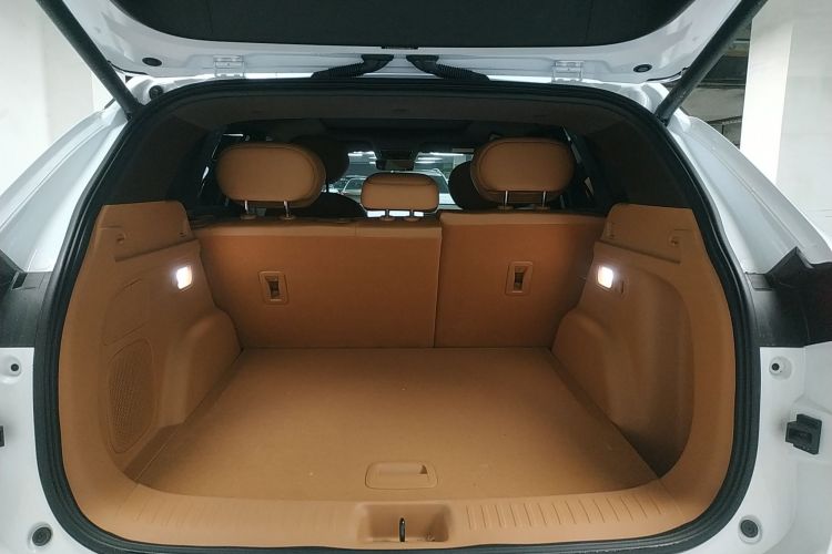 东风风神L8 2025款 112KM理想版机舱底盘23