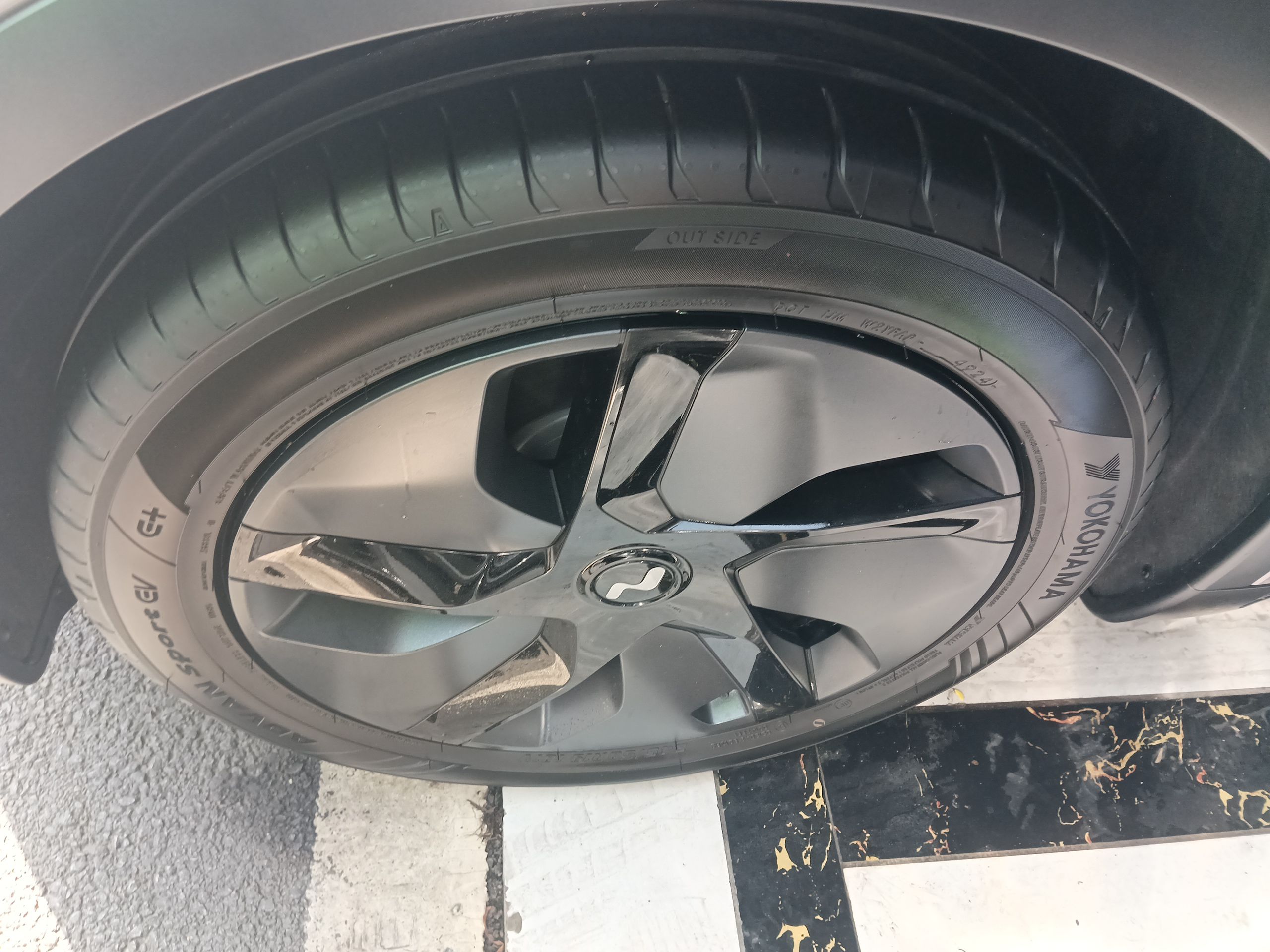 乐道L60 2024款  60kwh 后驱版