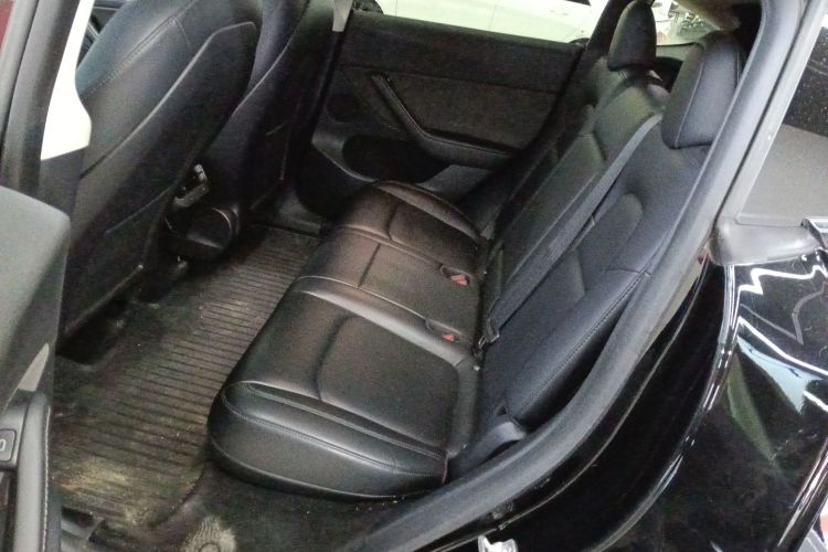 特斯拉 Model Y 2021款 标准续航后驱版中控内饰21