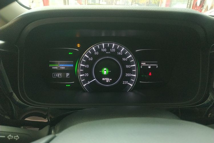 本田 艾力绅 2019款 2.0L 混动豪华版中控内饰14