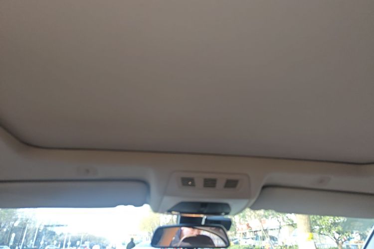 宝马5系 2017款 525Li 领先型中控内饰22