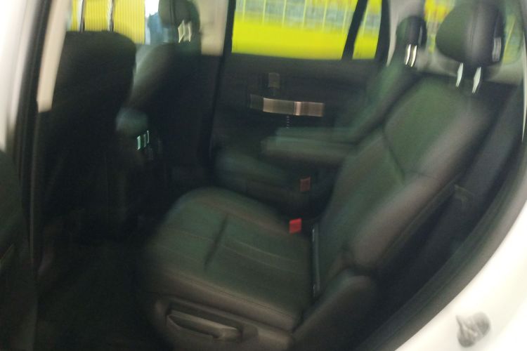 蔚来ES8 2020款 450KM 六座版中控内饰21