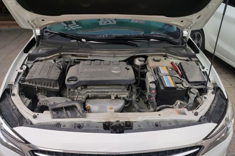 别克 英朗 2021款 改款 典范 1.5L 自动精英型局部细节24