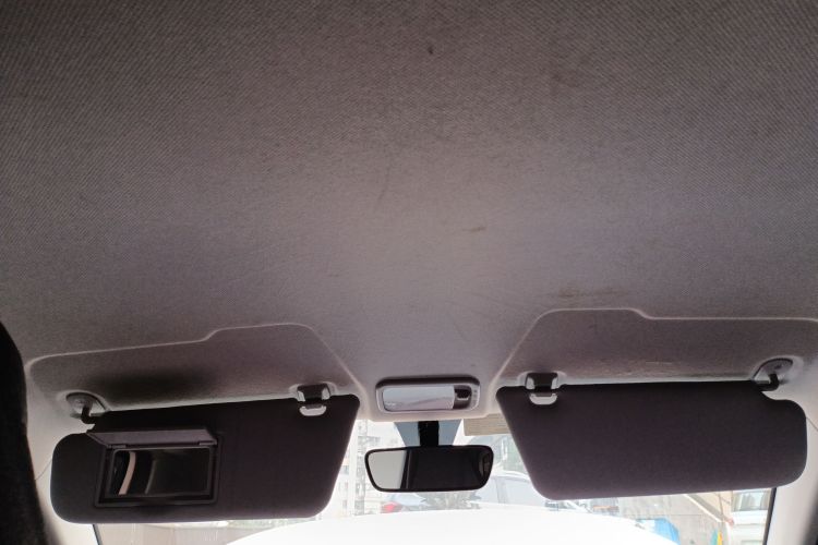 五菱汽车 宏光MINIEV 2022款 马卡龙臻享款 磷酸铁锂中控内饰22