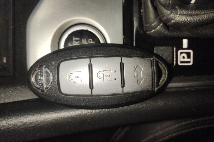 日产 天籁 2019款 2.0L XL Upper 智行版中控内饰11