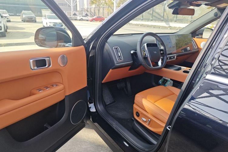 理想汽车 理想L6 2024款 Pro中控内饰20