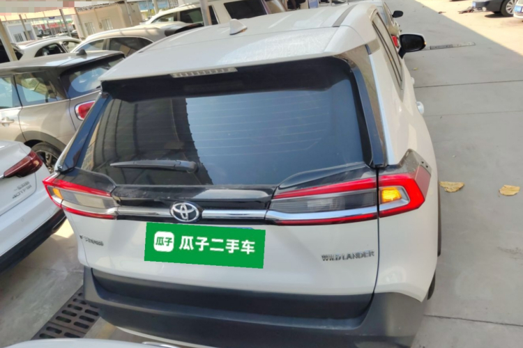 丰田 威兰达 2022款 2.0L CVT两驱豪华PLUS版车身外观6004