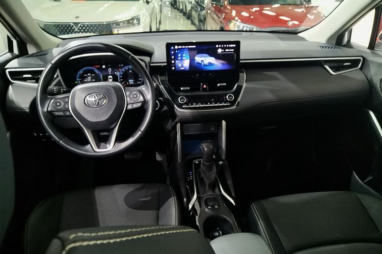 丰田 锋兰达 2023款 2.0L 智能电混双擎 尊贵版中控内饰12