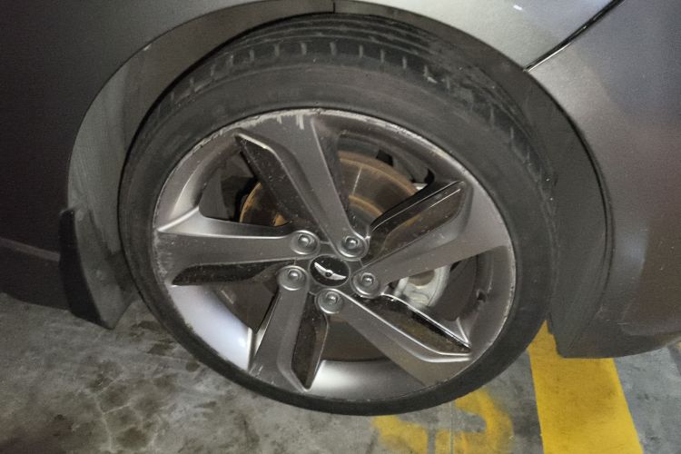 现代 Veloster飞思 2015款 1.6T 自动豪华版车身外观6007