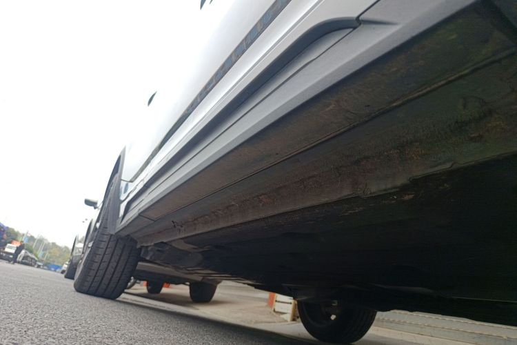 领克05 2022款 2.0TD 两驱耀Halo局部细节9001