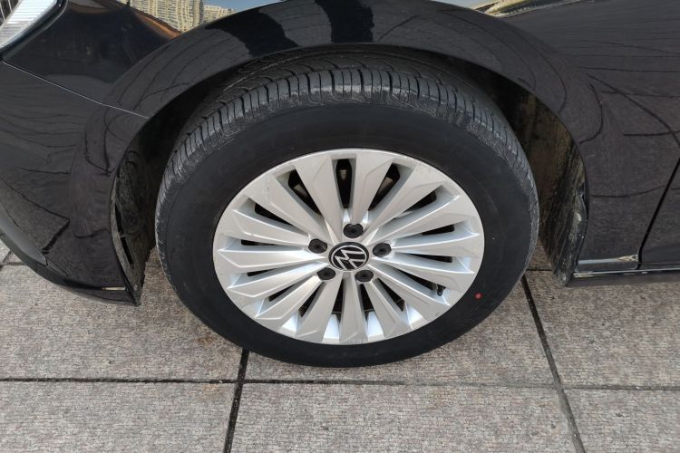 大众 朗逸 2022款 1.5L 自动舒适版车身外观6007