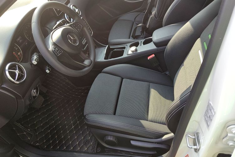 奔驰A级(进口) 2017款 A 180局部细节19