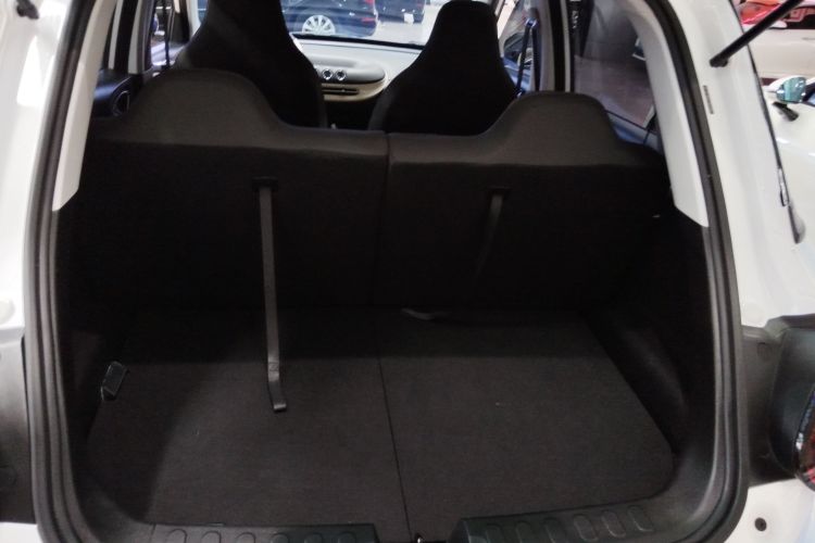 五菱汽车 五菱缤果 2024款 203km 轻享款局部细节23