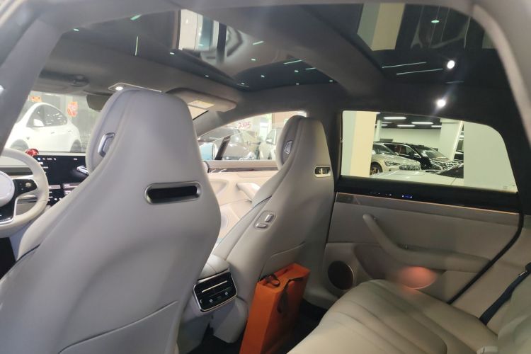 鸿蒙智行 智界S7 2025款 855km Max中控内饰22