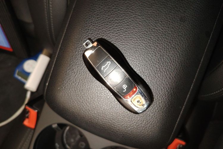 保时捷 2017款  Macan 2.0T中控内饰7001