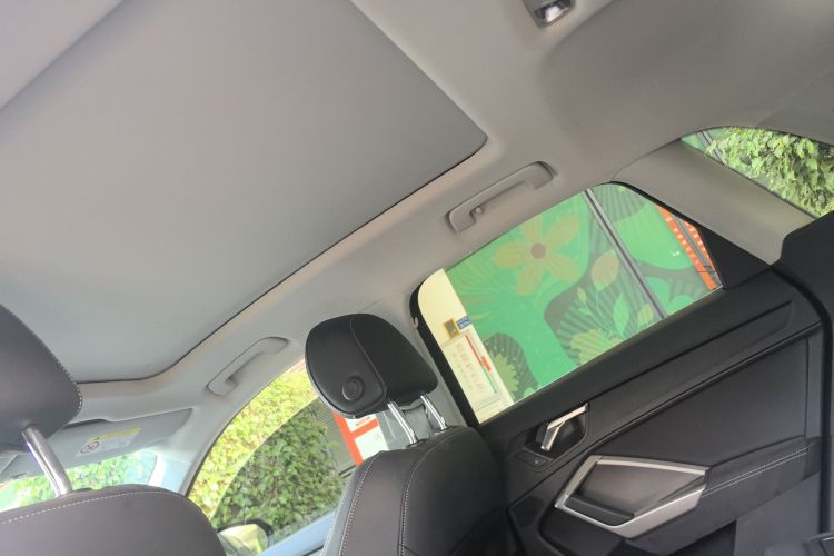 奥迪Q3 2022款 35 TFSI 进取动感型中控内饰22