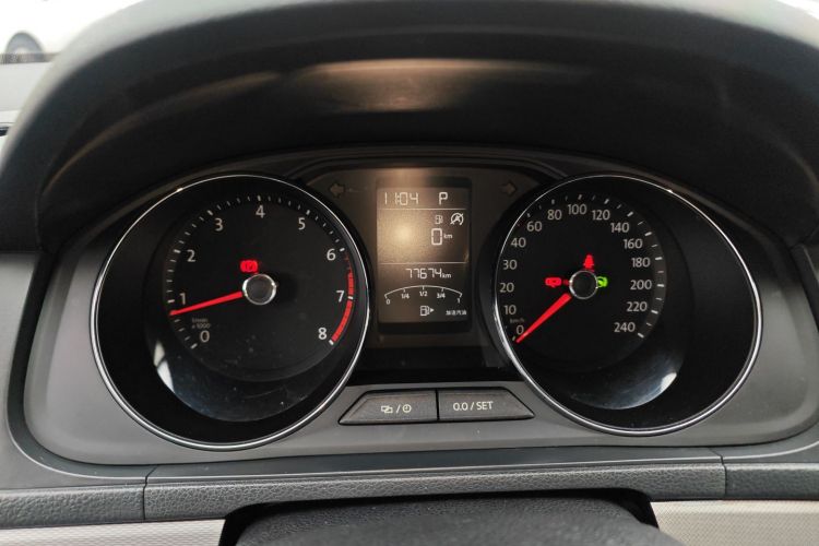 大众 朗行 2017款 180TSI DSG舒适版中控内饰14