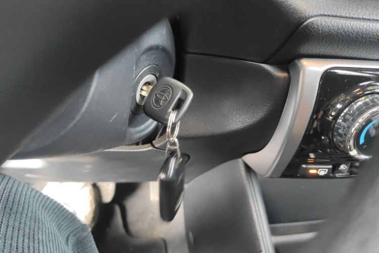 丰田 YARiS L 致炫 2020款 1.5L CVT领先版中控内饰11