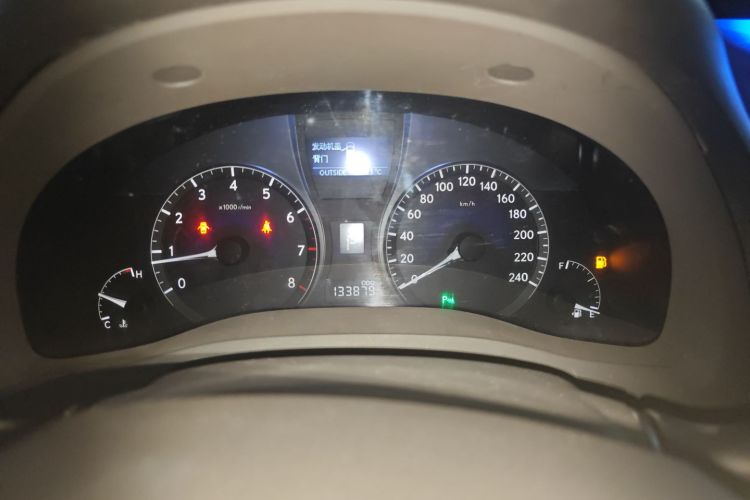 雷克萨斯RX经典 2011款 270 典雅版中控内饰14