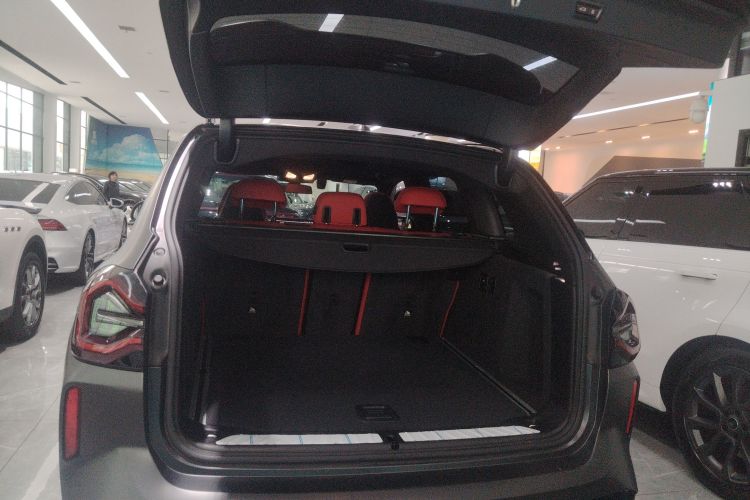 宝马X3 M 2022款 X3 M雷霆版局部细节23