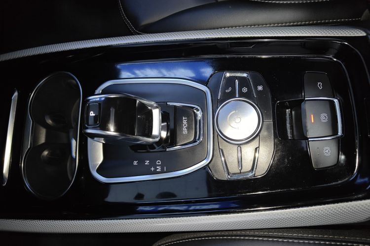 星途TX 2019款 1.6T 四驱铂金版中控内饰18