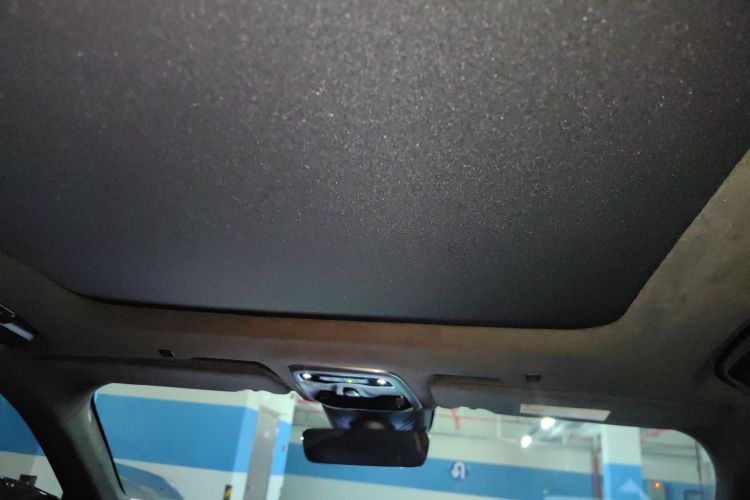 领克03 2025款 03+ 2.0TD 自动性能套装中控内饰22